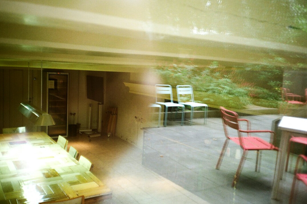 outdoor patio with modern furniture