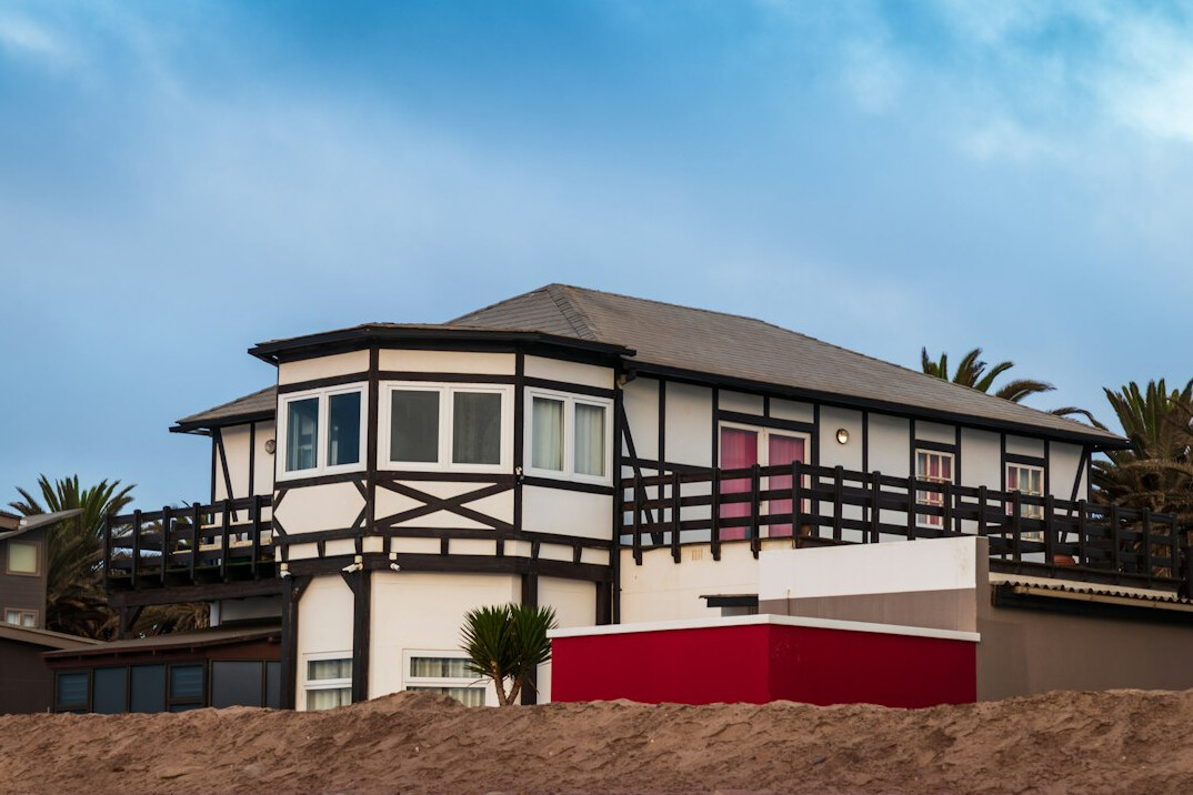 famous actor beach house